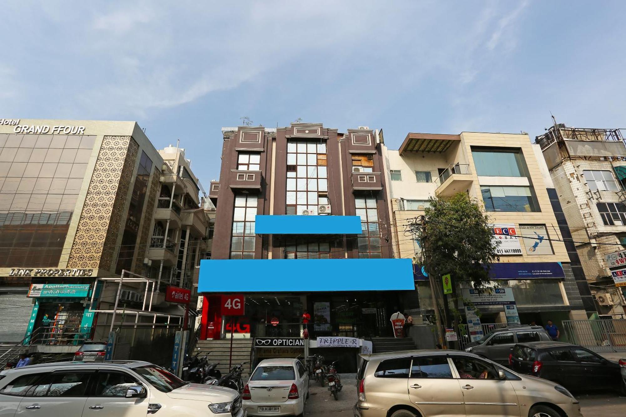 Oyo Flagship Hotel F Five New Delhi Exterior photo